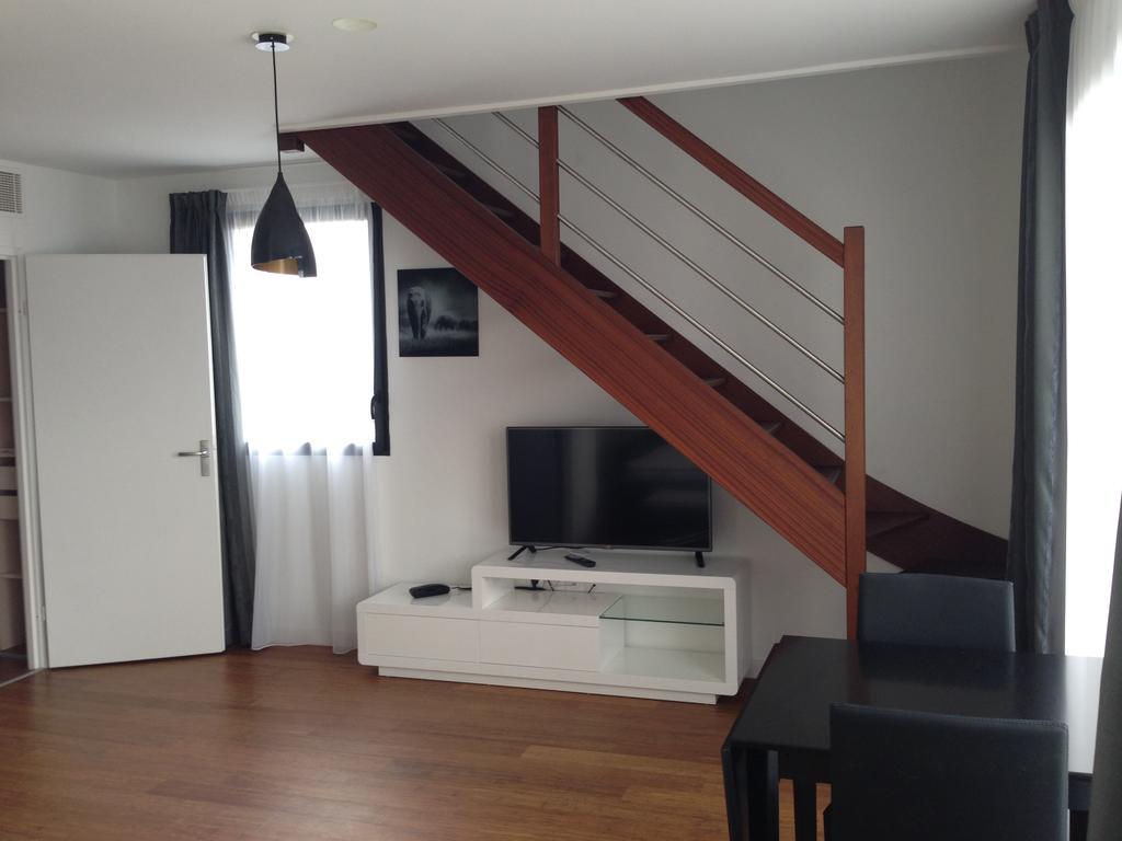 Le Wasconia Appart'Hotel Dax Bagian luar foto
