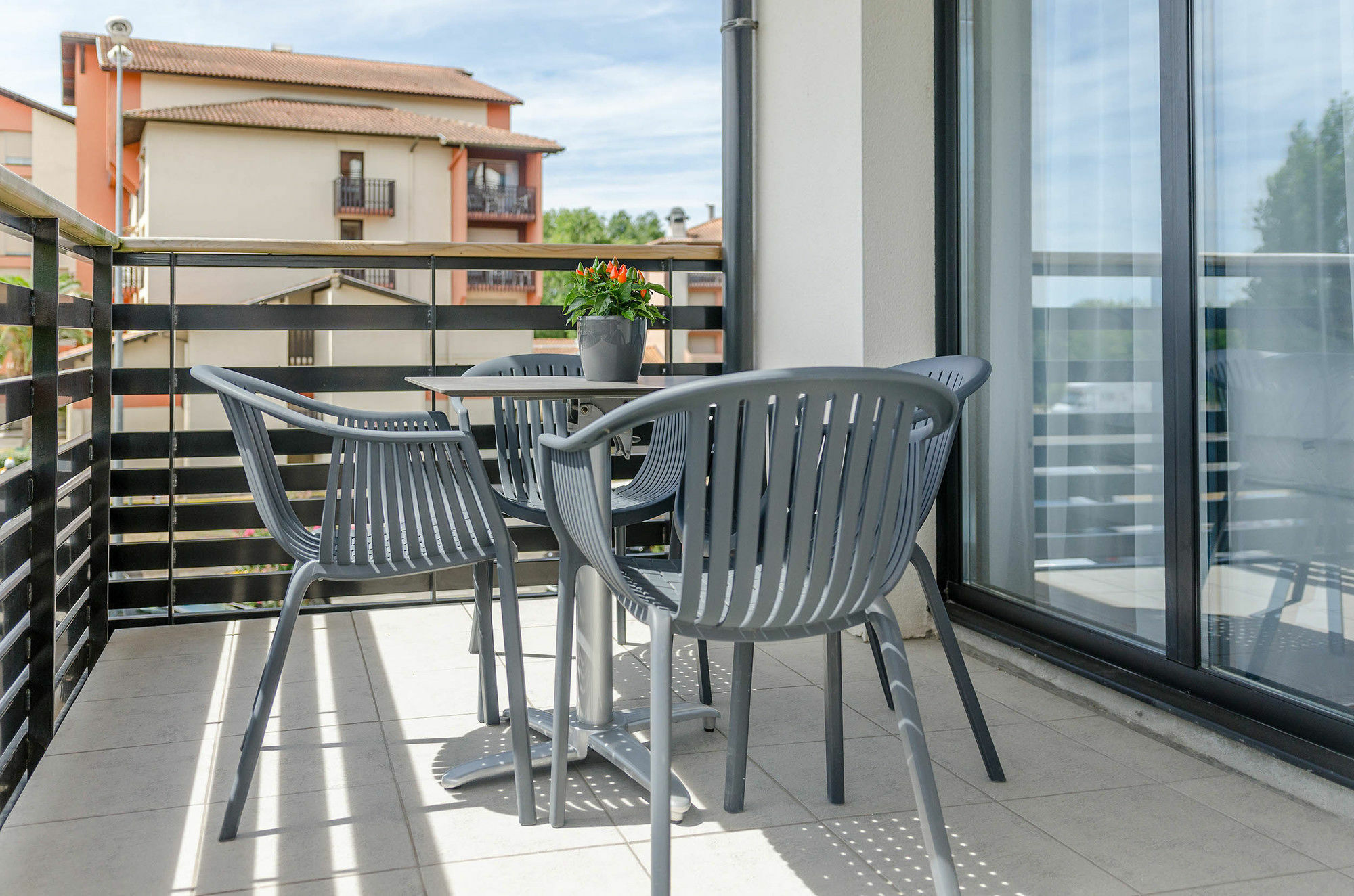 Le Wasconia Appart'Hotel Dax Bagian luar foto