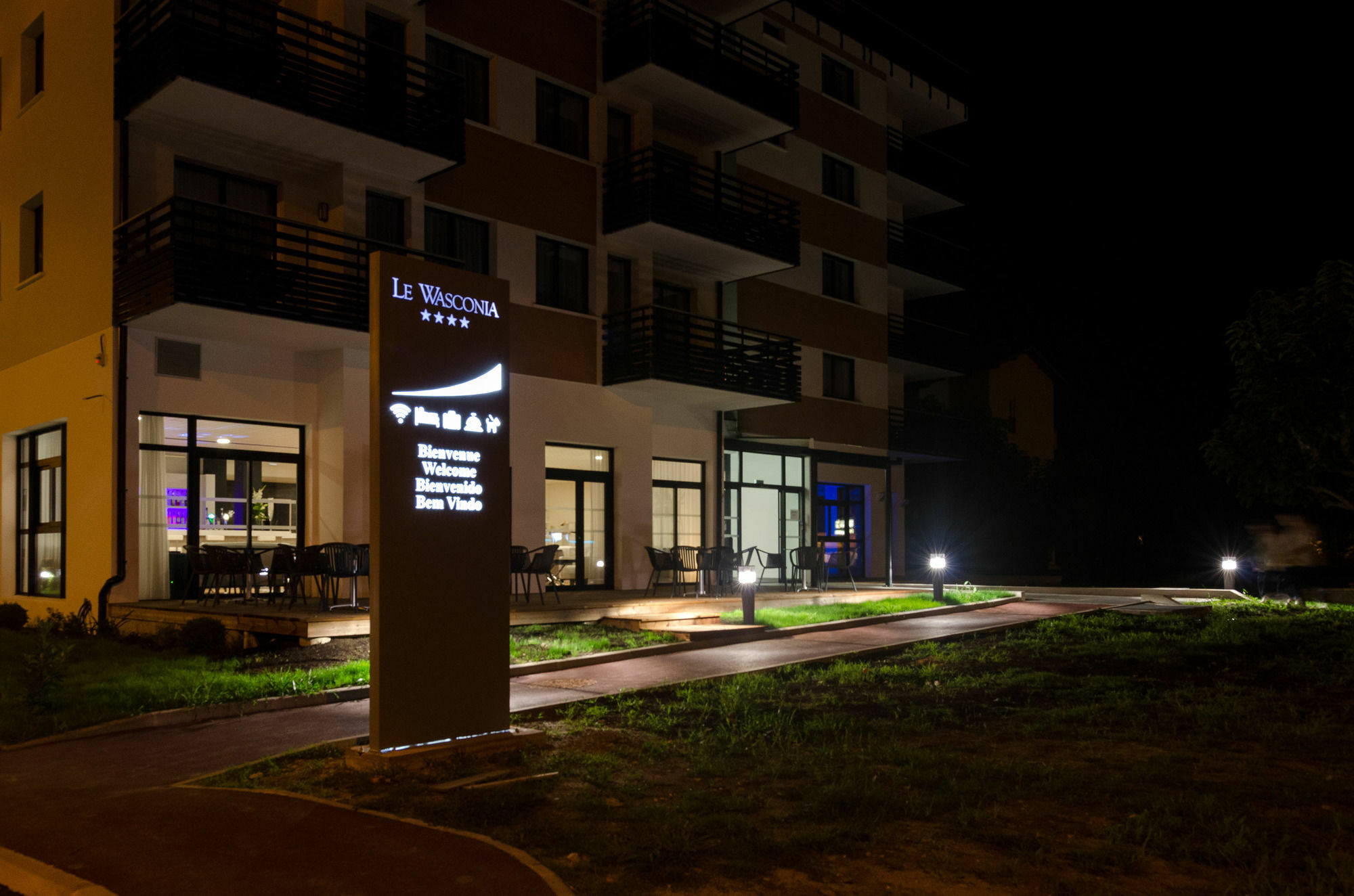 Le Wasconia Appart'Hotel Dax Bagian luar foto